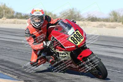 media/Dec-04-2025-Racers Edge (Thu) [[5ebc9f124d]]/3-B Group/3-Session 2 (Turn 7 Inside)/